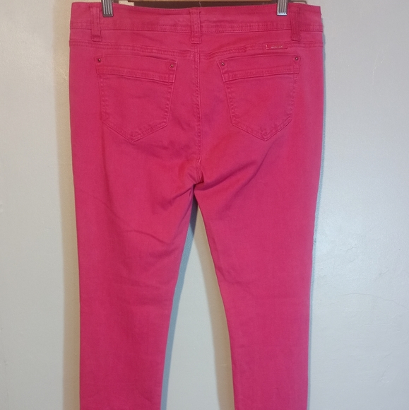 Pink Jeans - Picture 3 of 8